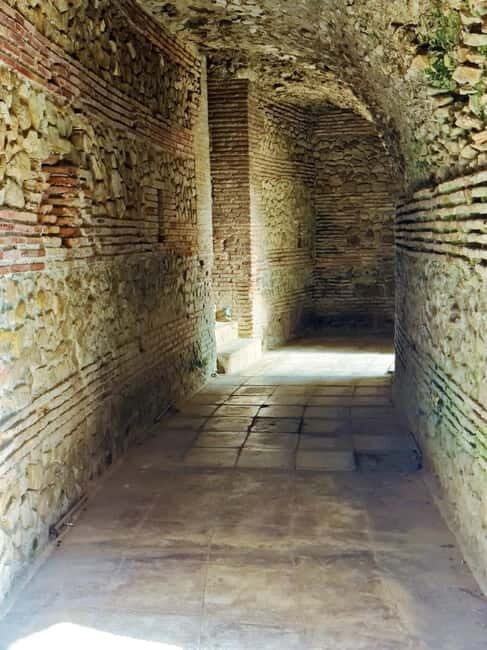 From Tirana: Durrës and Cassar Cantina Wine Tasting Day Tour - Durrës and Cassar Cantina Wine Tasting Day Tour: A Detailed Review