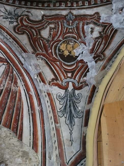 From Tirana: Kruja Day Tour - Discovering Kruja: A Town Full of Stories and Stunning Vistas