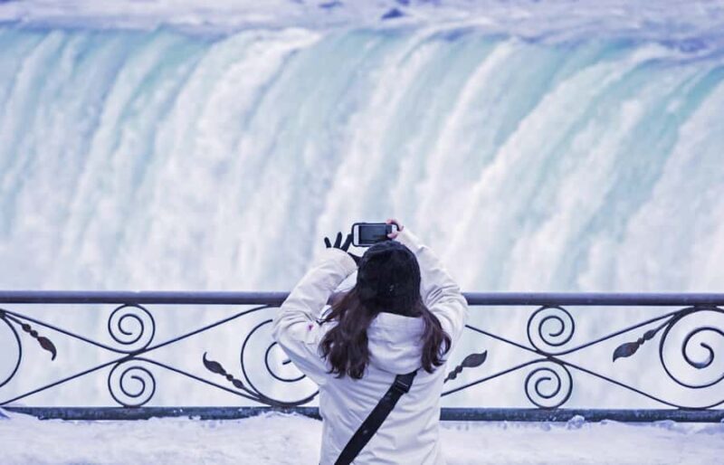 From Toronto: Niagara Falls Day Tour with Boat Cruise - The Basics of the Tour
