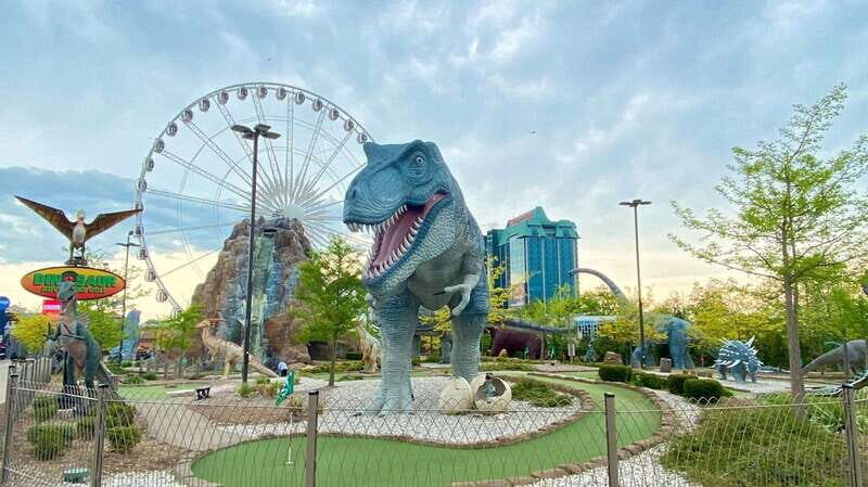 From Toronto: Niagara Falls Tour with Journey & Dinner - Who Would Love This Tour?