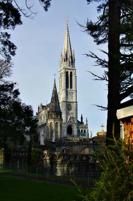 From Toulouse to Lourdes: Guided Small Group Day Tour - What to Expect from the Tour