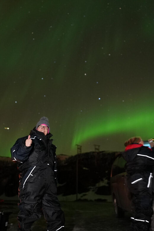 From Tromsø: Northern Lights Tour with Hot Drinks and Photos - The Value of This Tour