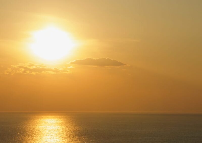 From Tromsø: Sommarøy Midnight Sun Sea Kayaking Tour - FAQs