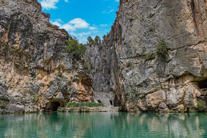 From Valencia: Chulilla, Turia Canyon, Hanging bridges... - A Closer Look at the Experience