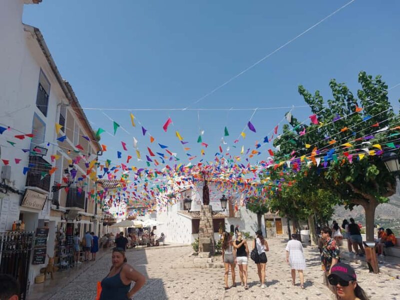 From Valencia: Guadalest and Dénia Day Trip - Exploring Guadalest: The Mountain Village