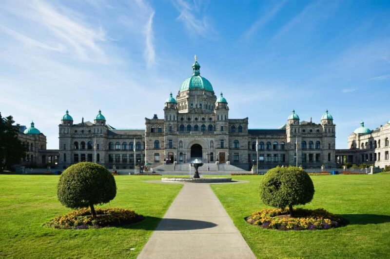 From Vancouver: Full-Day Victoria Tour with Ferry Ticket - Getting to Know the Tour