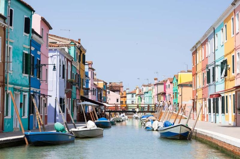 From Venice: Murano and Burano Half-Day Island Tour by Boat - Burano Color, Photos, and How to Use Your Free Time