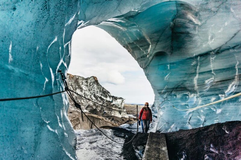 From Vik: Katla Ice Cave and Super Jeep Tour - Reaching the Ice Cave