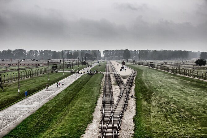 From Warsaw: Auschwitz-Birkenau Tour with Premium Train Transportation - Detailed Review: Is this Auschwitz-Birkenau Tour from Warsaw Worth It?