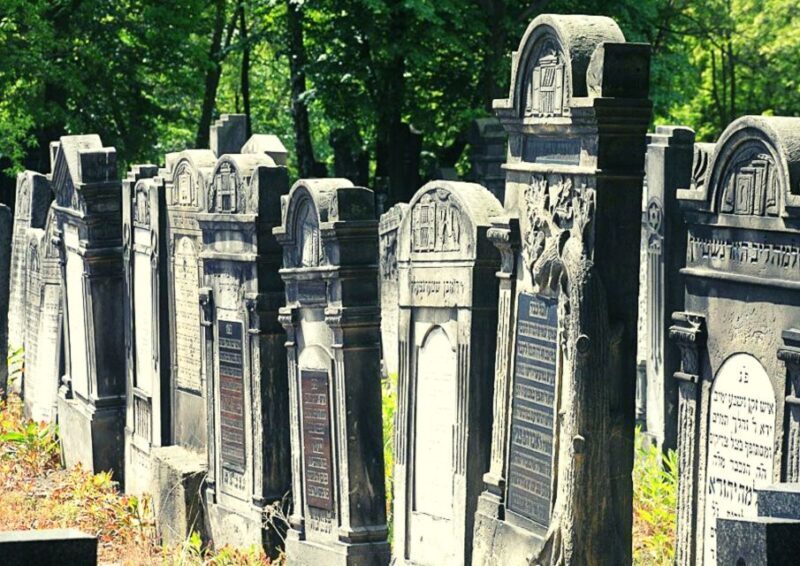 From Warsaw: Small-Group Tour to Lodz with Lunch - FAQ