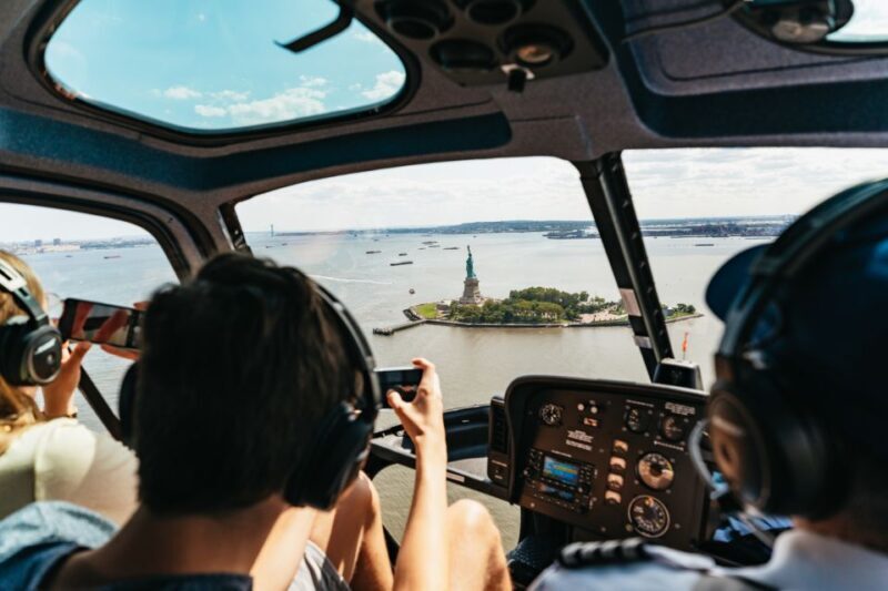 From Westchester: Private NYC Helicopter Tour for 2-6 People - What to Expect from the Tour