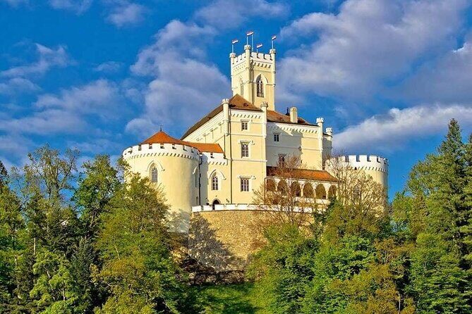 From Zagreb to Castle Trakoscan & Museum of Evolution in Krapina - A Detailed Look at the Trakoscan & Krapina Tour