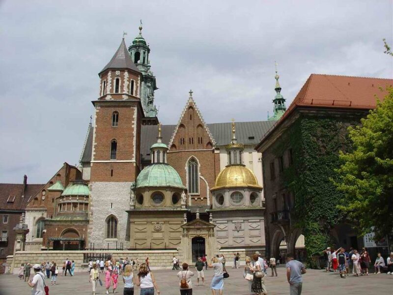 From Zakopane: Krakow Old Town Private Guided Day Trip - Exploring the Jagiellonian University