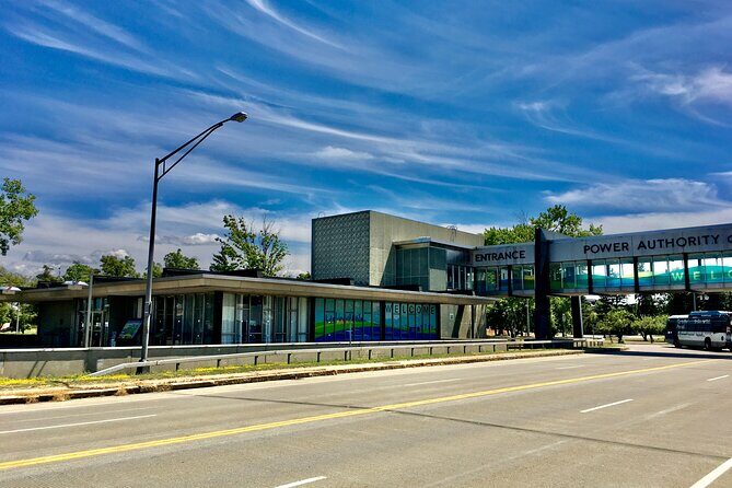 Frozen Falls Niagara Falls NY Fall and Winter Wonder Tour - Discovering Niagara Falls in Winter