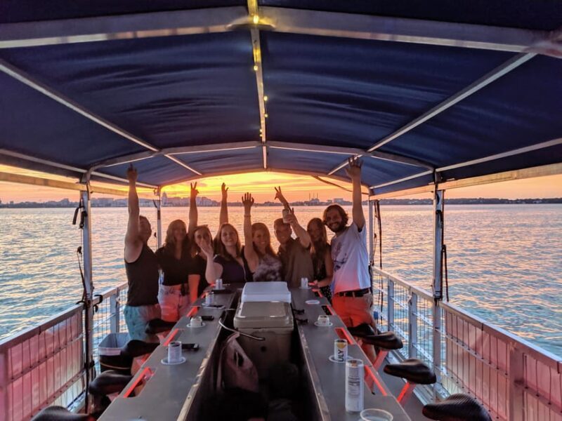 Ft. Lauderdale: Nighttime Sightseeing Catamaran Tour - Key Points