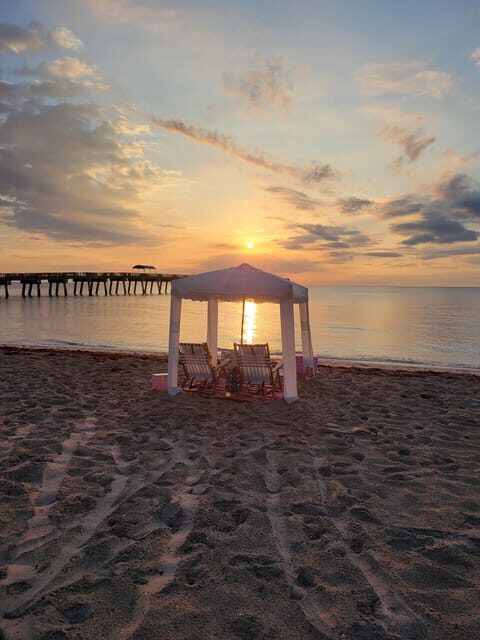 Ft Lauderdale: Private Beach Day Cabana with Amenities - Key Points