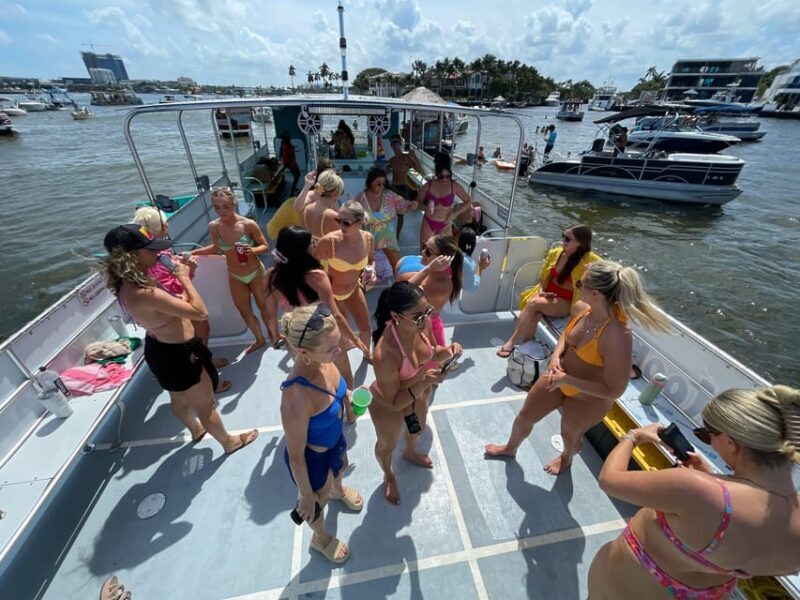 Ft Lauderdale's Boozy Adventure: Set Sail on the Bahama Mama - Key Points