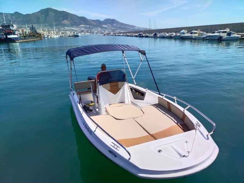 Fuengirola: 2 Hr Private trip with drinks and snacks - Included Amenities: Whats in the Package?