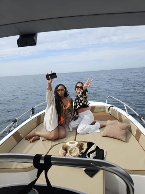 Fuengirola: 2 Hr Private trip with drinks and snacks - FAQ