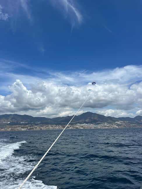 Fuengirola: Best luxury parasailing in Fuengirola - FAQs
