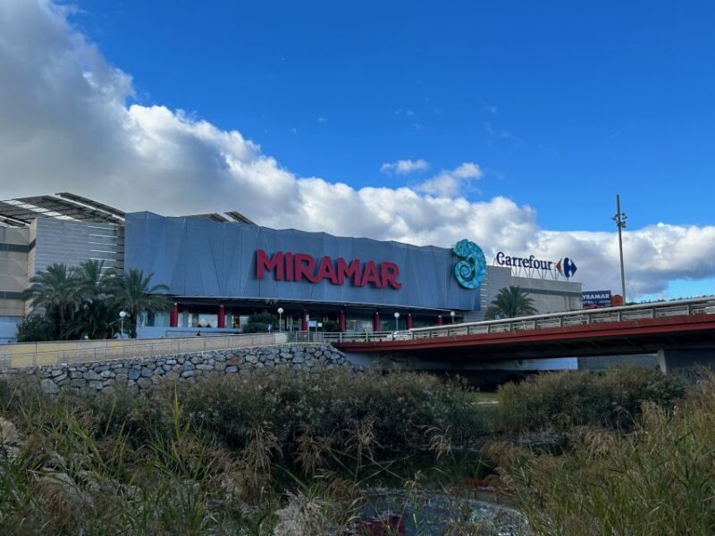 Fuengirola: Premium City Guided Bike Tour - Additional Details and Considerations