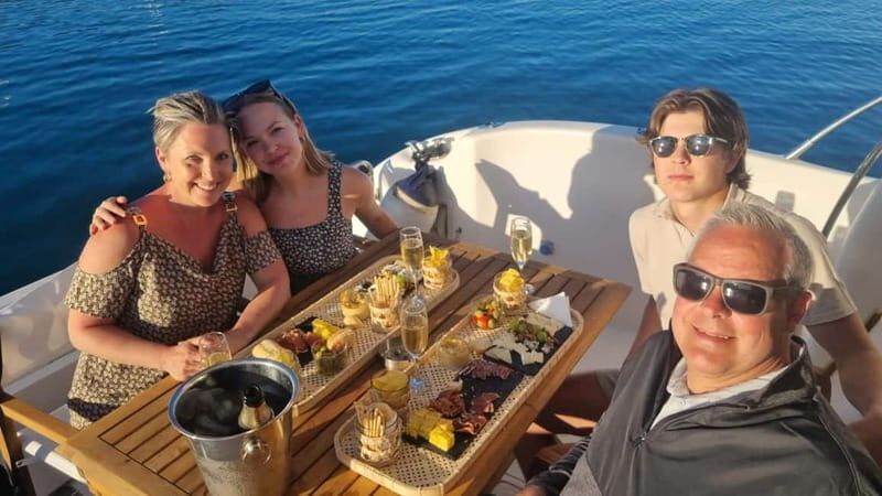 Fuengirola: Sunset Boat Tour - Cocktail Dinner & Champagne - FAQ