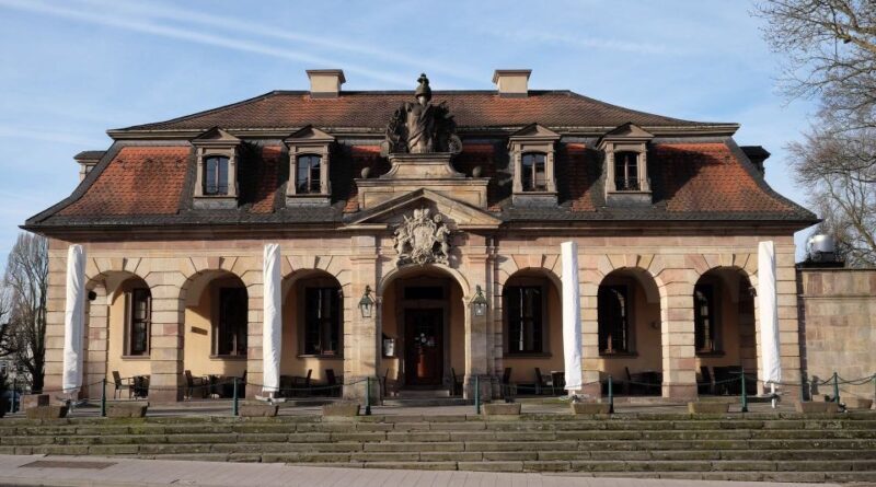 Fulda: Private Guided Walking Tour - Key Points