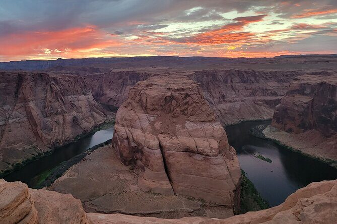 Full-Day Antelope Canyon and Horseshoe Bend Tour from Las Vegas - What Makes This Tour Stand Out?