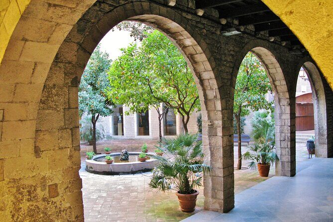 Full-Day Barcelona Tour by Sidecar Motorcycle - FAQs