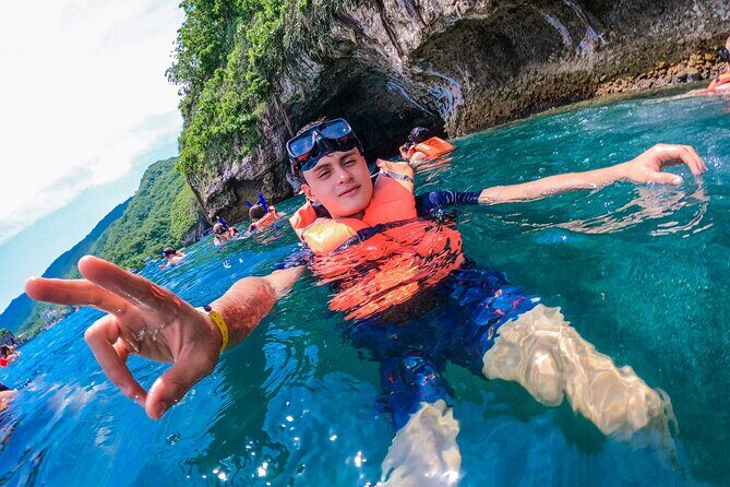 Full Day Boat Tour Animas and Quimixed Arches - Key Points