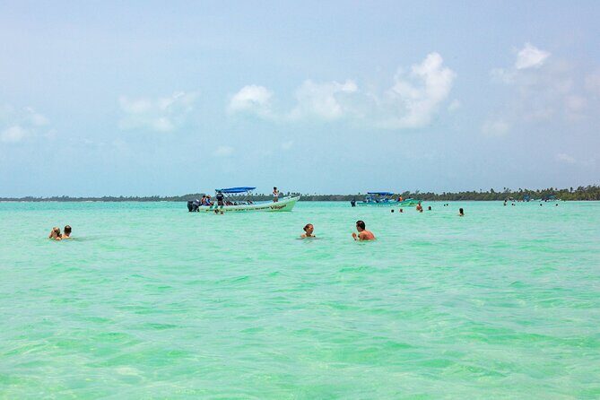Full Day Boat Tour with Open Bar and Lunch in Riviera Maya - Who Is This Tour Best For?