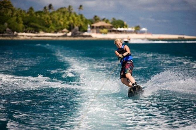 Full Day Castaway Island with Lunch - What to Expect from This Island Day Trip