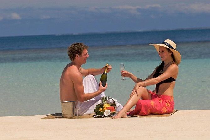 Full Day Castaway Island with Lunch - FAQs