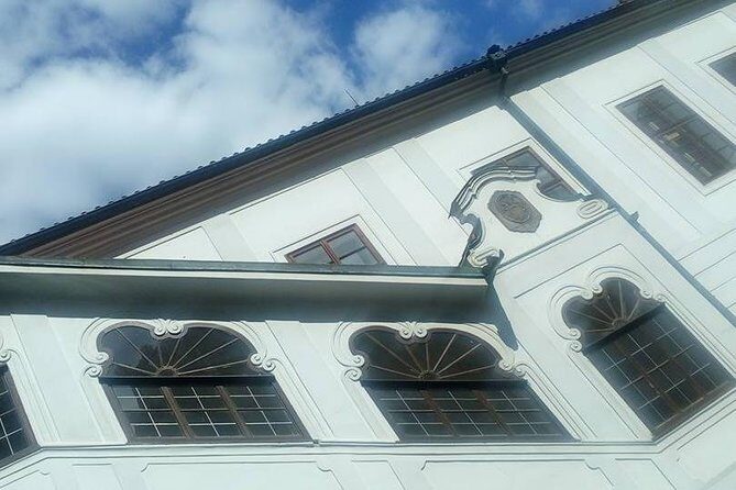 Full day Cesky Krumlov Private Tour - Leisurely Strolls and Local Life