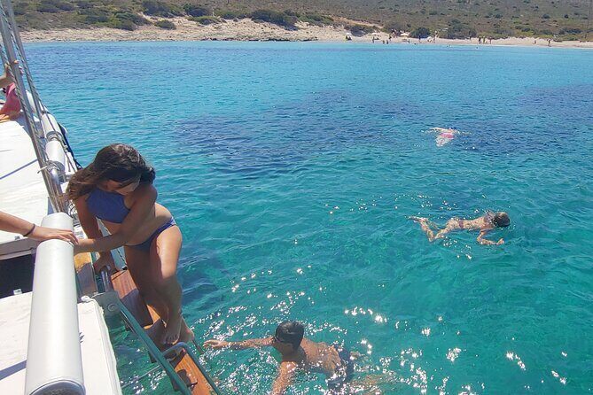 Full-Day Cruise in Antiparos and Despotiko with Barbecue - FAQ