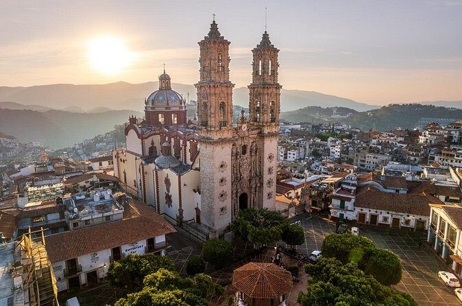 Full-Day Cuernavaca and Taxco Private Tour from Mexico City - The Sum Up