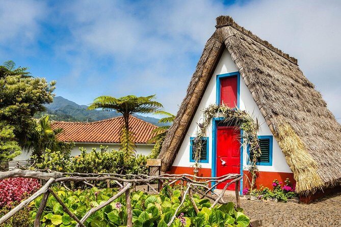 Full Day East Madeira - Pico do Ariero, Ribeiro Frio, Portela, Santana - Exploring the Full Day East Madeira Tour