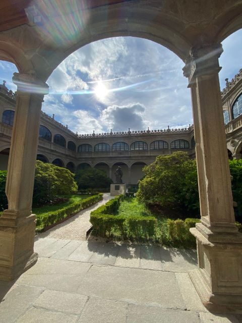 Full-Day Excursion from A Coruña to Santiago - Cruisers Only - Key Points