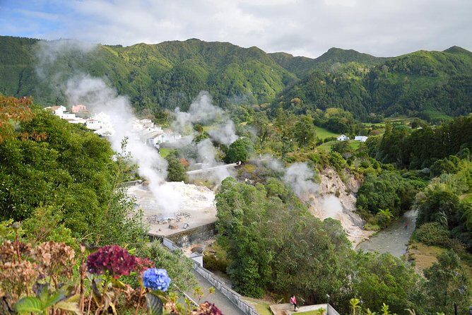 Full-Day Furnas Tour: Hot Springs, Traditional Lunch & Tea - Who Is This Tour Best For?