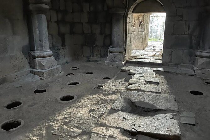 Full Day Guided Tour from Yerevan to Tbilisi with Homemade Lunch - Who Should Consider This Tour?