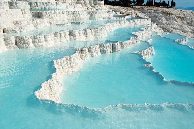 Full Day Guided Tour in Pamukkale from Istanbul by Flight - Key Points