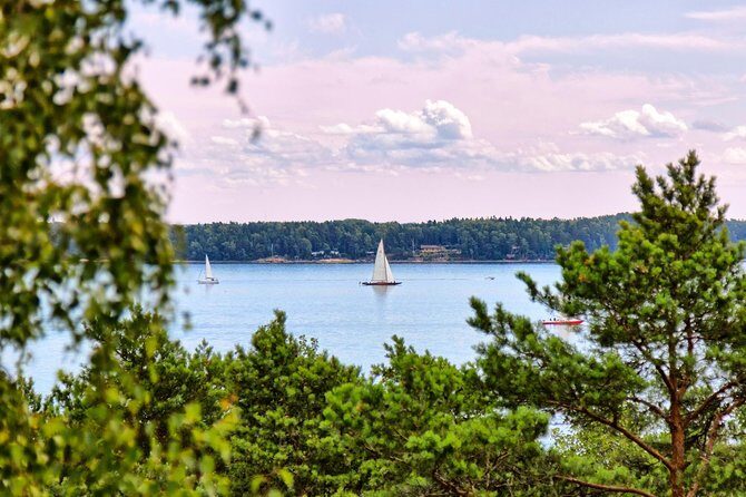 Full-Day Guided Turku and Castle Tour from Helsinki - FAQ