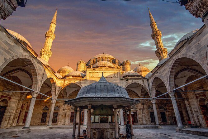 Full-Day Istanbul Private Tour with Dolmabahce Palace and Lunch - Detailed Breakdown of the Tour