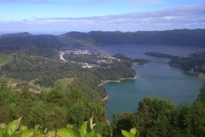 Full-Day Jeep Tour: Sete Cidades and Lagoa do Fogo - The Guides and Experience