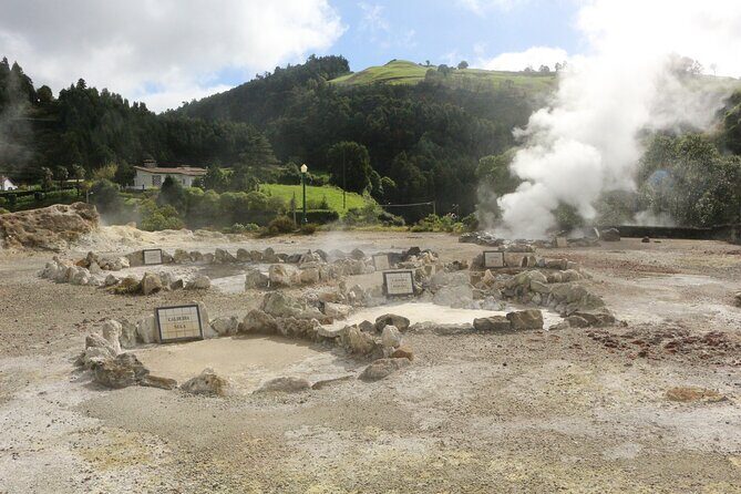 Full-Day Jeep Tour to Furnas - Lunch Time: Caldeira das Furnas & the Underground Stew