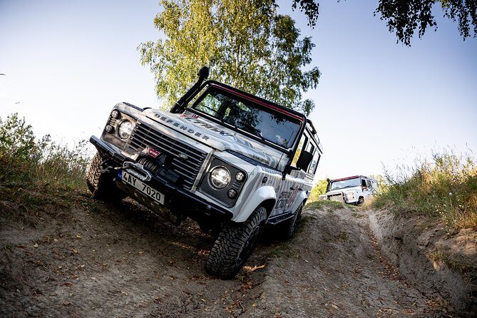 Full-day Land Rover driving off-road experience Prague - What is the Full-day Land Rover Off-road Experience?