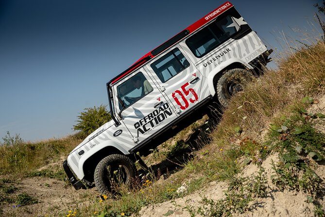 Full-day Land Rover driving off-road experience Prague - Who Is This Tour Best For?
