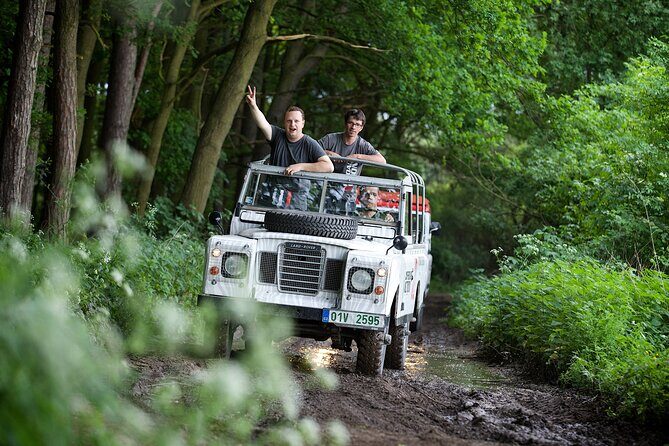 Full-day Land Rover driving off-road experience Prague - FAQ