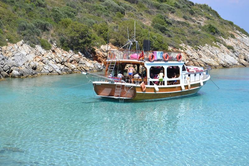 Full-Day Orak Island Boat Trip from Bodrum - Onboard lunch: more than a box meal