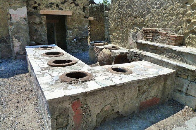 Full-Day Pompeii - Vesuvius - Winery Lunch Experience Private Tour - What Makes This Tour Stand Out
